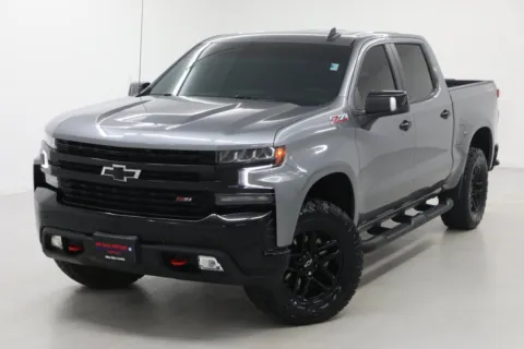 More photos of 2022 Chevrolet Silverado 1500 LTD LT Trail Boss at Jim Falk Motors, MO