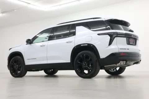 More photos of 2027 Chevrolet Traverse RS at Jim Falk Motors, MO
