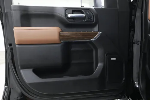 Photos of 2023 Chevrolet Silverado 2500 HD High Country for sale in Clinton, MO at Jim Falk Motors