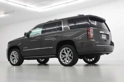 More photos of 2020 GMC Yukon Denali at Jim Falk Motors, MO