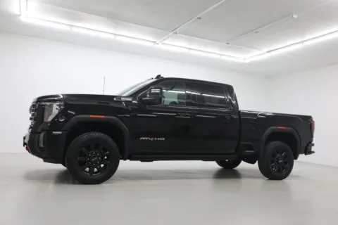 Photos of 2024 GMC Sierra 2500 HD AT4 for sale in Clinton, MO at Jim Falk Motors
