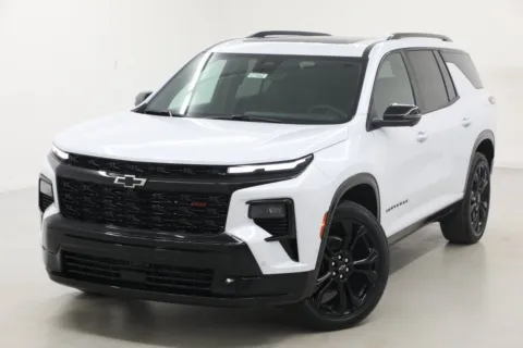 More photos of 2027 Chevrolet Traverse RS at Jim Falk Motors, MO