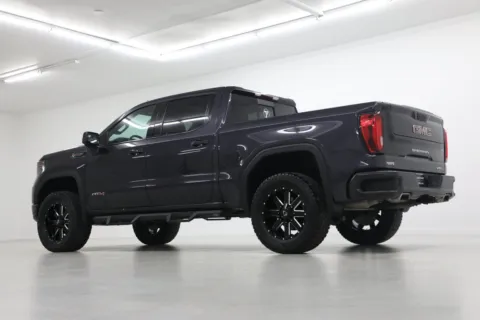 More photos of 2022 GMC Sierra 1500 AT4 at Jim Falk Motors, MO