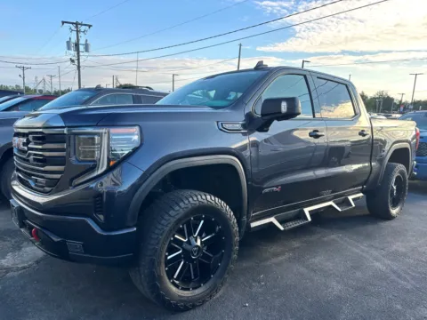 Gray 2022 GMC Sierra 1500 AT4 for sale in Clinton, MO