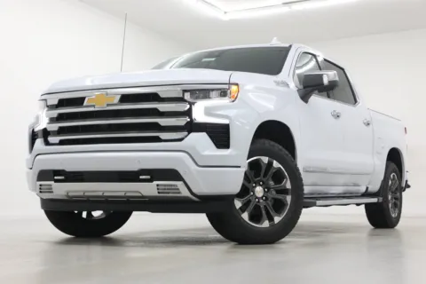 White 2026 Chevrolet Silverado 1500 High Country for sale in Clinton, MO
