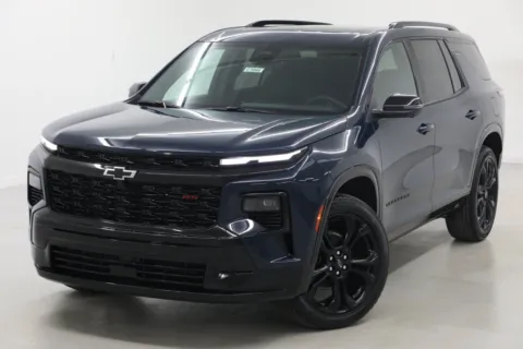 More photos of 2027 Chevrolet Traverse RS at Jim Falk Motors, MO