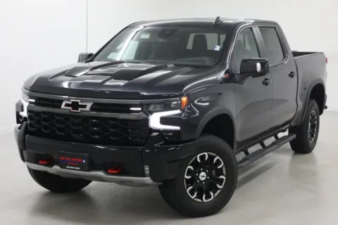 More photos of 2023 Chevrolet Silverado 1500 ZR2 at Jim Falk Motors, MO
