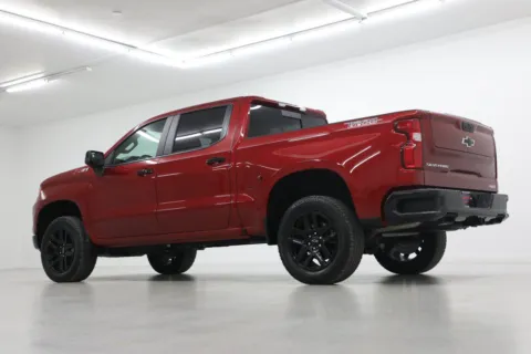 More photos of 2026 Chevrolet Silverado 1500 LT Trail Boss at Jim Falk Motors, MO