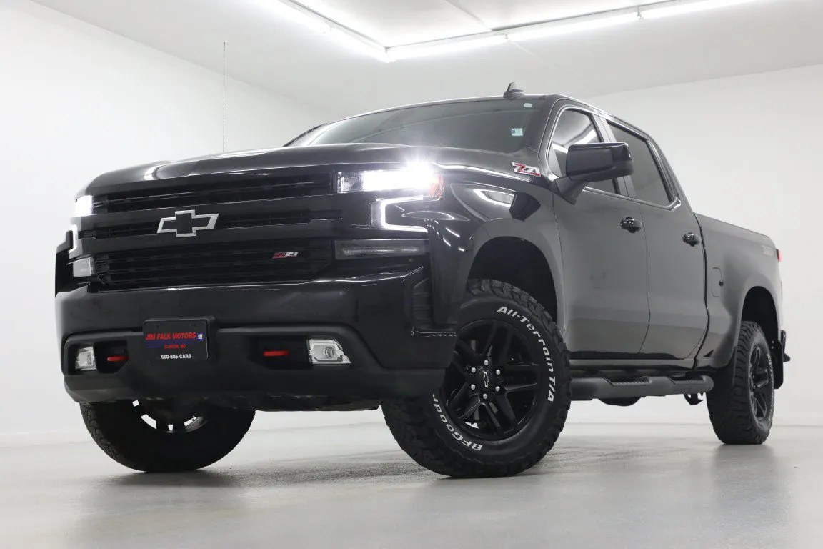 Black 2020 Chevrolet Silverado 1500 LT Trail Boss for sale in Clinton, MO
