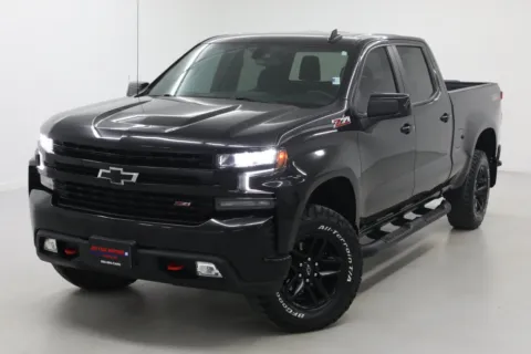 More photos of 2020 Chevrolet Silverado 1500 LT Trail Boss at Jim Falk Motors, MO
