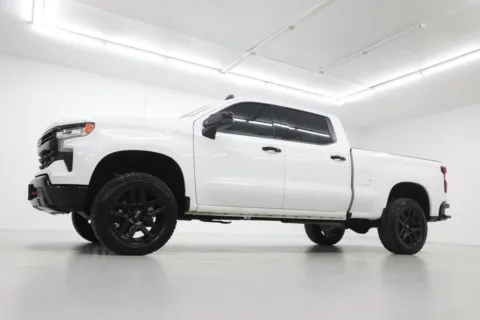Photos of 2024 Chevrolet Silverado 1500 LT Trail Boss for sale in Clinton, MO at Jim Falk Motors