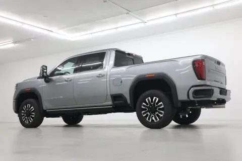 More photos of 2026 GMC Sierra 2500 HD Denali Ultimate at Jim Falk Motors, MO