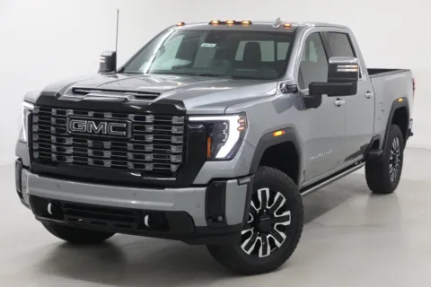 More photos of 2026 GMC Sierra 2500 HD Denali Ultimate at Jim Falk Motors, MO