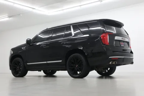 More photos of 2021 GMC Yukon Denali at Jim Falk Motors, MO