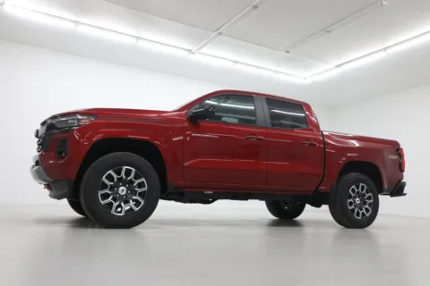 Photos of 2026 Chevrolet Colorado Z71 for sale in Clinton, MO at Jim Falk Motors