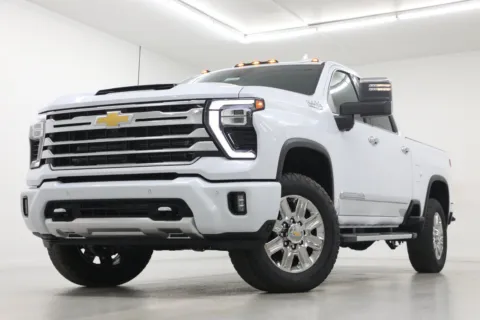 White 2026 Chevrolet Silverado 3500 HD High Country for sale in Clinton, MO