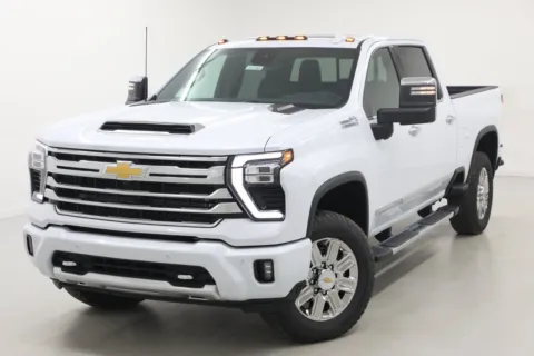 More photos of 2026 Chevrolet Silverado 3500 HD High Country at Jim Falk Motors, MO