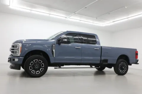 Photos of 2023 Ford Super Duty F-250 SRW Platinum for sale in Clinton, MO at Jim Falk Motors
