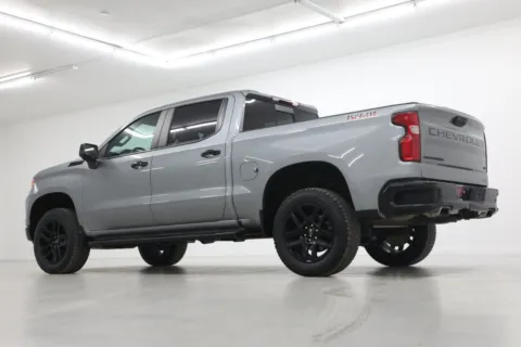 More photos of 2024 Chevrolet Silverado 1500 LT Trail Boss at Jim Falk Motors, MO
