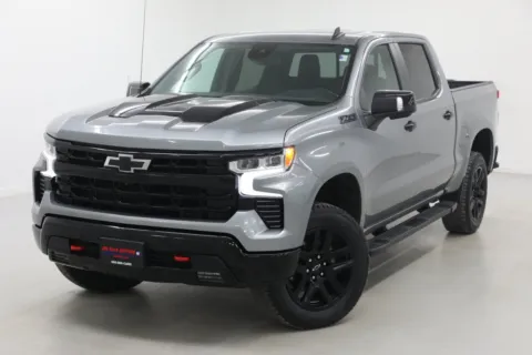 More photos of 2024 Chevrolet Silverado 1500 LT Trail Boss at Jim Falk Motors, MO