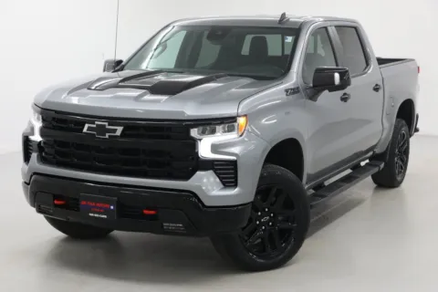 More photos of 2024 Chevrolet Silverado 1500 LT Trail Boss at Jim Falk Motors, MO