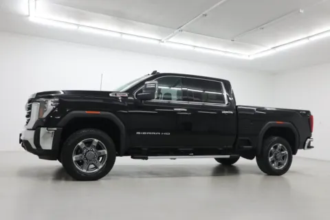 Photos of 2025 GMC Sierra 2500 HD SLT for sale in Clinton, MO at Jim Falk Motors