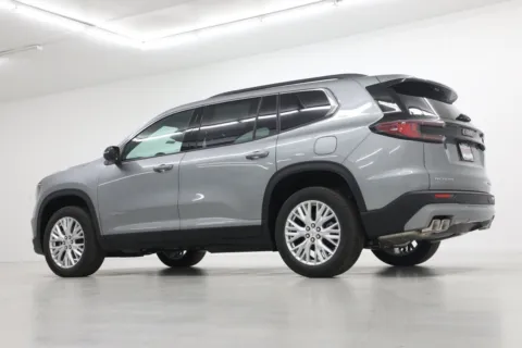 More photos of 2027 GMC Acadia Elevation at Jim Falk Motors, MO