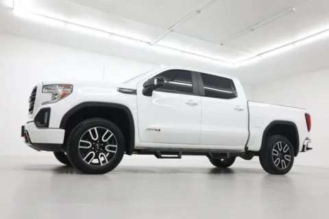 Photos of 2021 GMC Sierra 1500 AT4 for sale in Clinton, MO at Jim Falk Motors