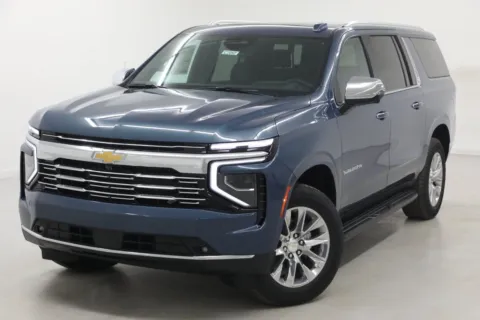 More photos of 2027 Chevrolet Suburban Premier at Jim Falk Motors, MO