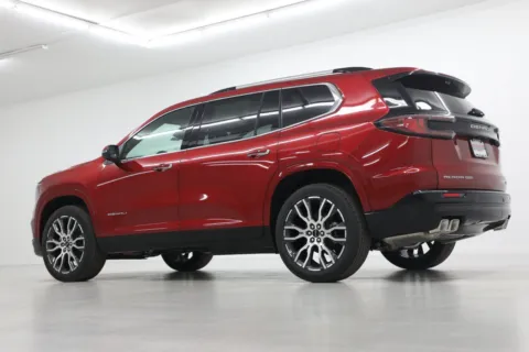 More photos of 2027 GMC Acadia Denali Ultimate at Jim Falk Motors, MO