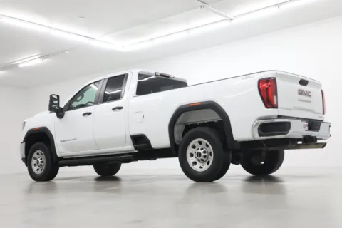 More photos of 2022 GMC Sierra 3500 HD Pro at Jim Falk Motors, MO