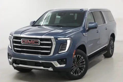 More photos of 2027 GMC Yukon XL Elevation at Jim Falk Motors, MO