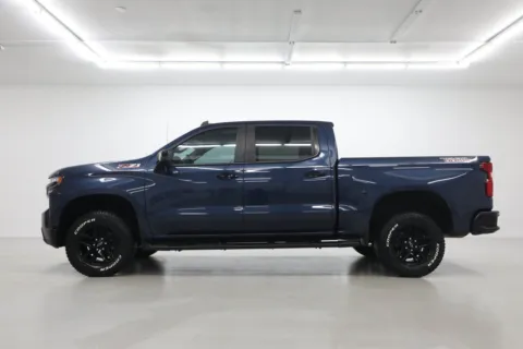 Another view of 2020 Chevrolet Silverado 1500 LT Trail Boss for sale in Clinton, MO at Jim Falk Motors
