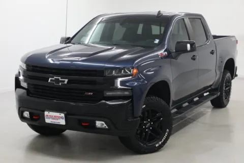 Blue 2020 Chevrolet Silverado 1500 LT Trail Boss for sale in Clinton, MO