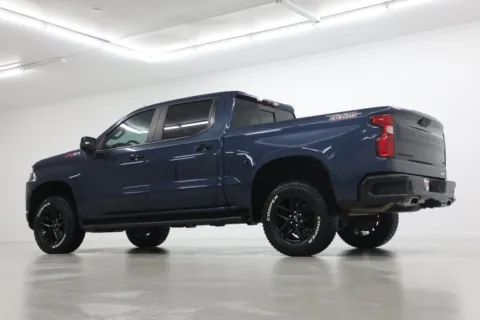 More photos of 2020 Chevrolet Silverado 1500 LT Trail Boss at Jim Falk Motors, MO