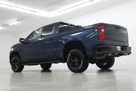 More photos of 2020 Chevrolet Silverado 1500 LT Trail Boss at Jim Falk Motors, MO