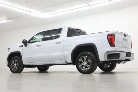 More photos of 2026 GMC Sierra 1500 SLT at Jim Falk Motors, MO