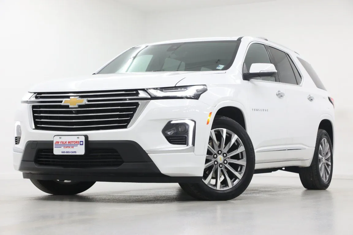 White 2023 Chevrolet Traverse Premier for sale in Clinton, MO