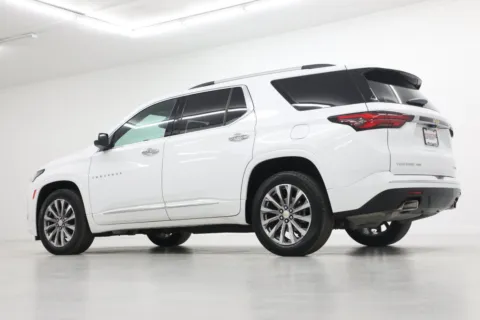 More photos of 2023 Chevrolet Traverse Premier at Jim Falk Motors, MO