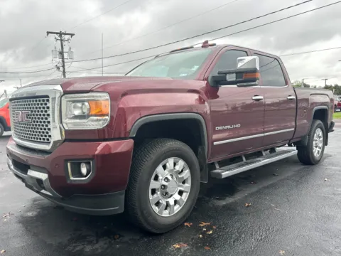 Red 2016 GMC Sierra 2500 HD Denali for sale in Clinton, MO