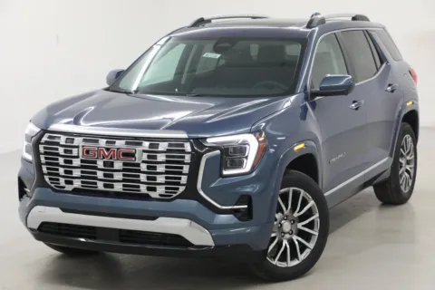 More photos of 2027 GMC Terrain Denali at Jim Falk Motors, MO