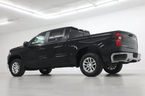More photos of 2026 Chevrolet Silverado 1500 LT at Jim Falk Motors, MO