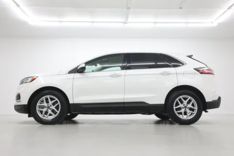 Another view of 2021 Ford Edge SEL for sale in Clinton, MO at Jim Falk Motors