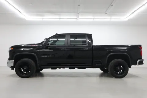 Another view of 2024 Chevrolet Silverado 2500 HD LT for sale in Clinton, MO at Jim Falk Motors