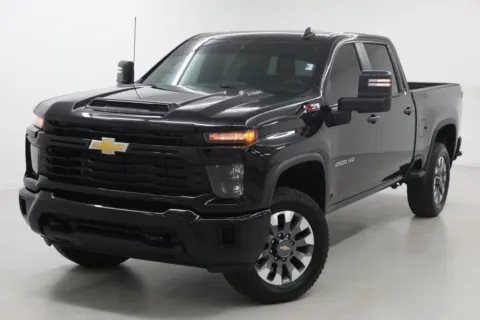 More photos of 2025 Chevrolet Silverado 2500 HD Custom at Jim Falk Motors, MO