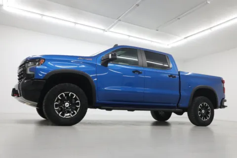 Photos of 2022 Chevrolet Silverado 1500 ZR2 for sale in Clinton, MO at Jim Falk Motors