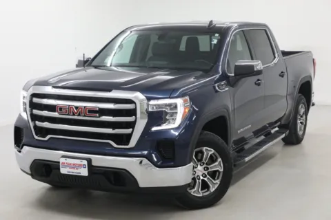 More photos of 2022 GMC Sierra 1500 Limited SLE at Jim Falk Motors, MO