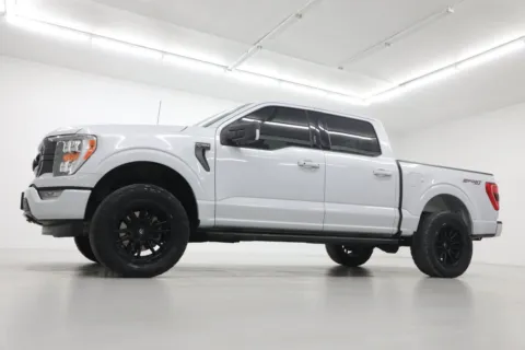 Photos of 2022 Ford F-150 XLT for sale in Clinton, MO at Jim Falk Motors