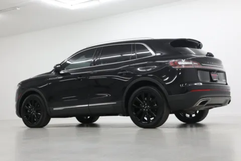 More photos of 2021 Lincoln Nautilus Reserve at Jim Falk Motors, MO