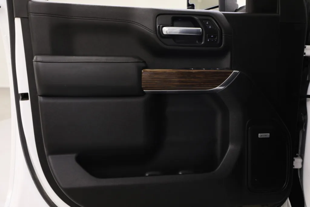 Used 2022 Chevrolet Silverado 2500HD High Country with VIN 2GC4YREY3N1240779 for sale in Kansas City